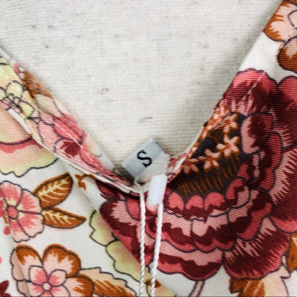 NWT BLUSH PINK AND CREAM FLORAL WRAP MAXI DRESS - Picture 5 of 7